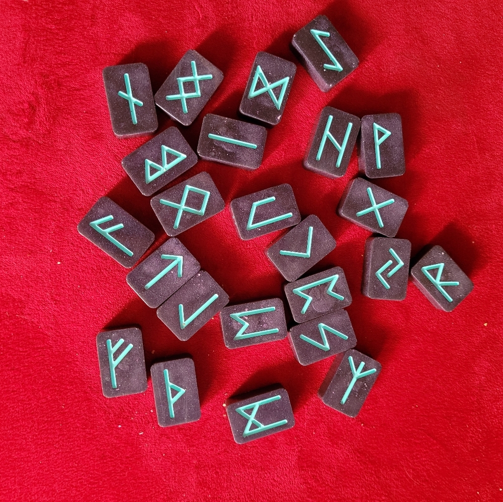 *SOLD* Handmade rune stones